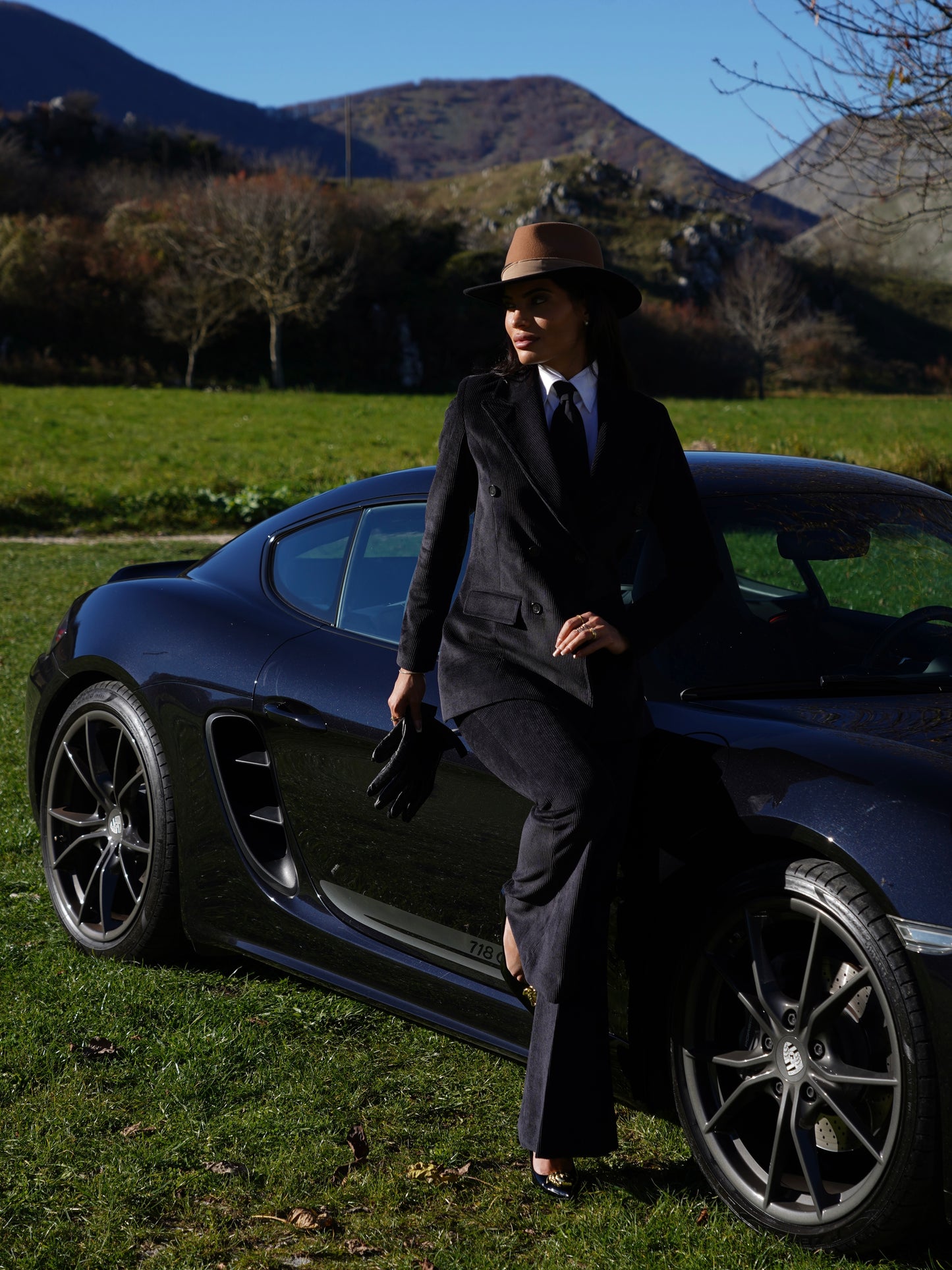 Giacca doppiopetto veluto nero a coste