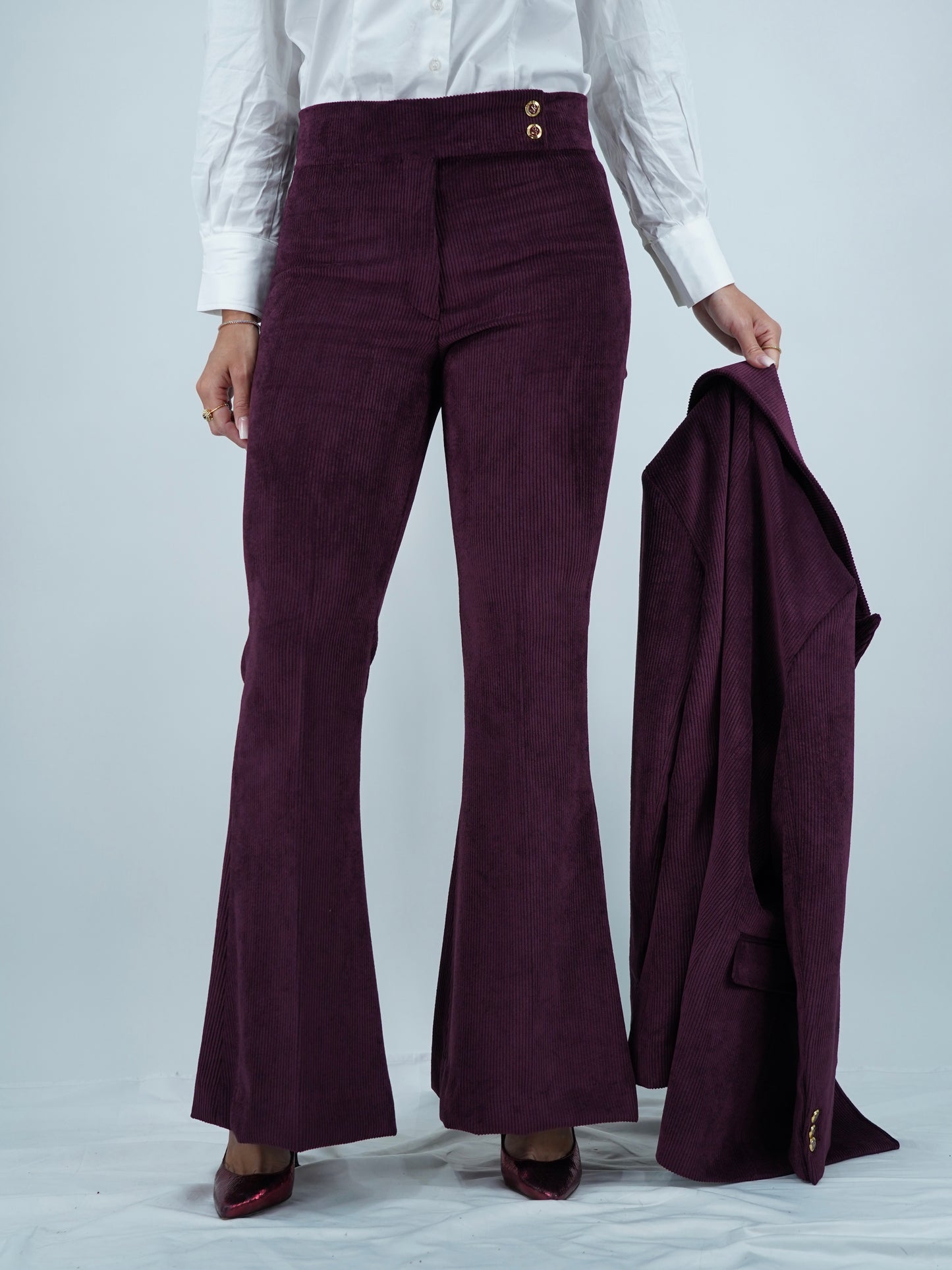 Pantalone a vita alta bordeaux a coste .