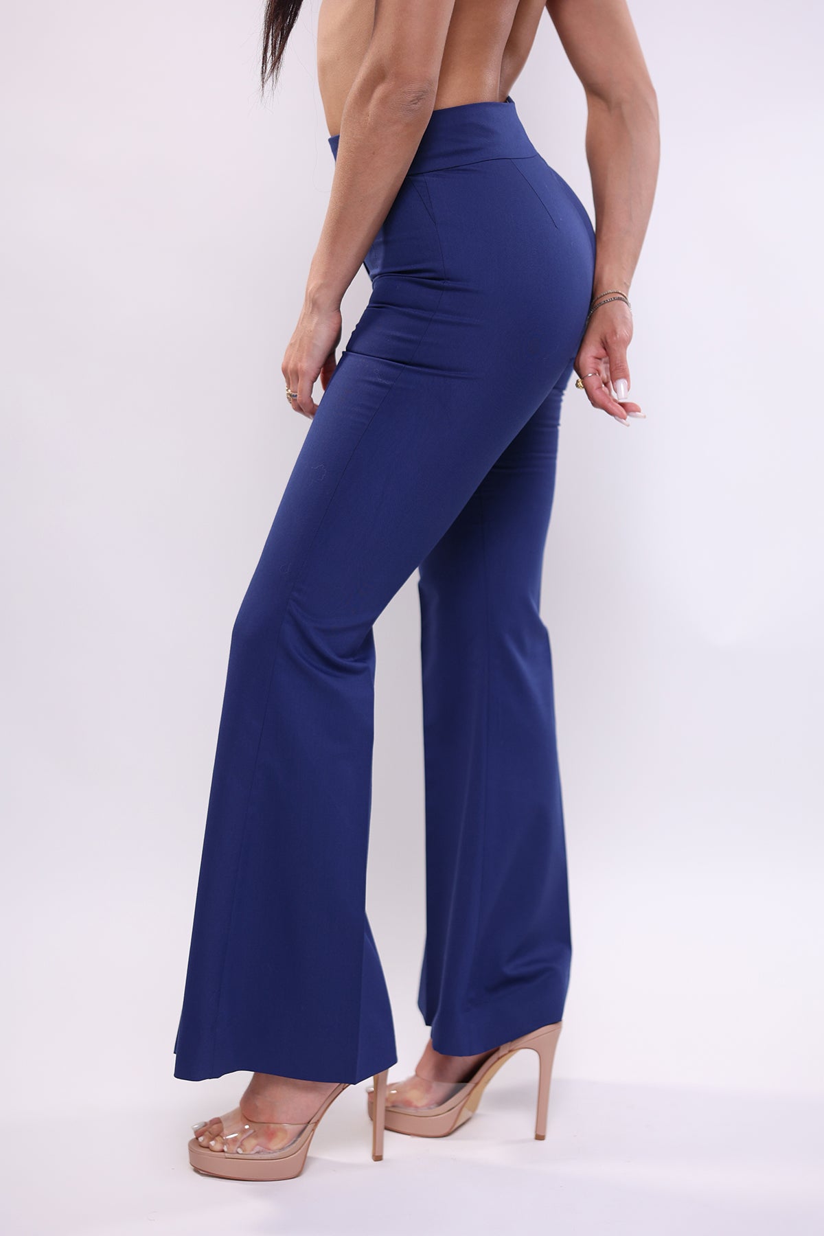 Pantalone azzurro oltremare a vita alta