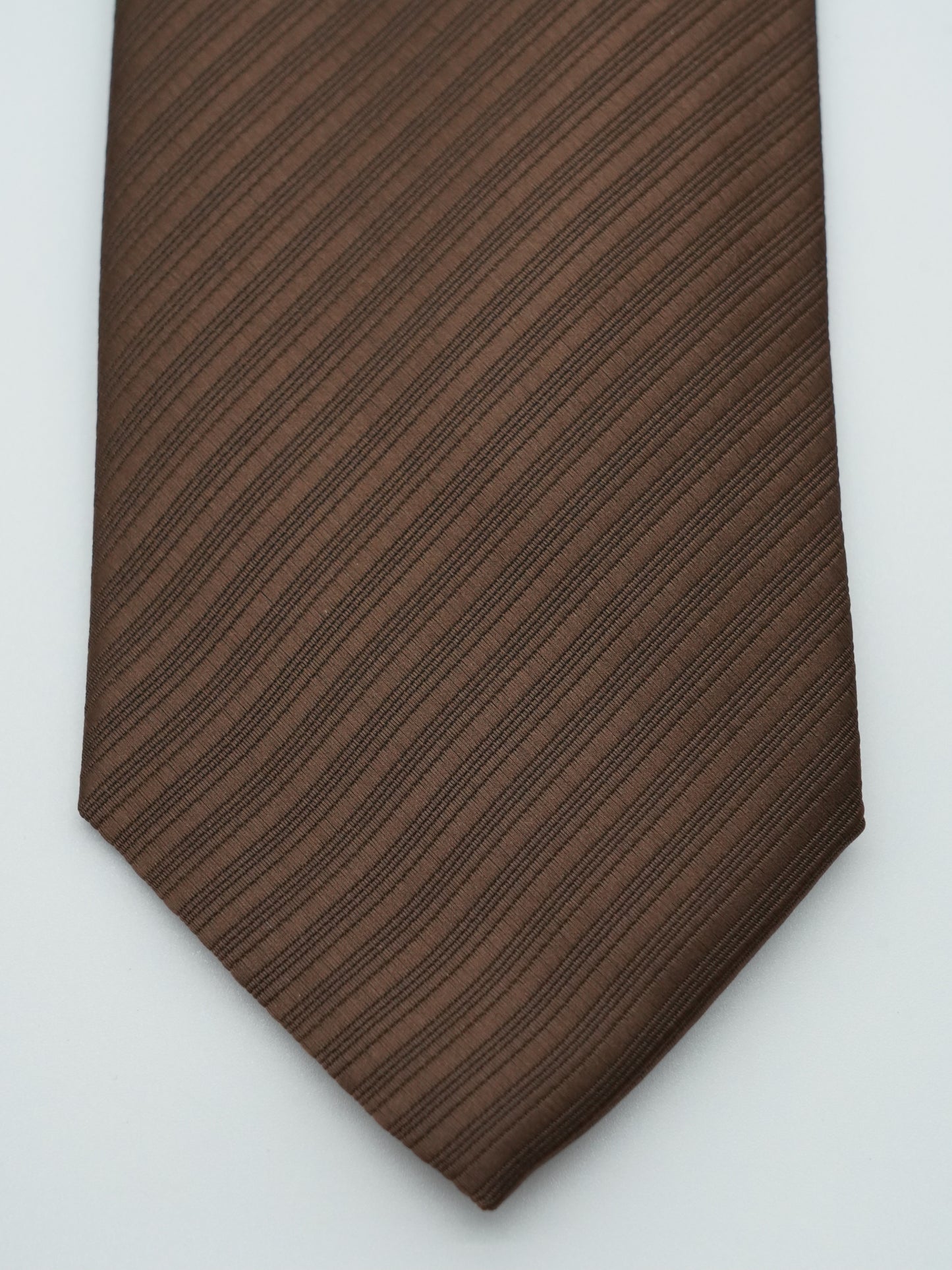 Cravatta in seta marrone
