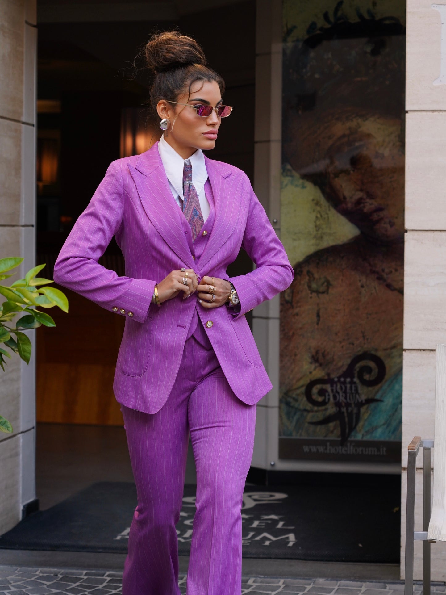 Giacca fucsia  bottoni oro a lancia