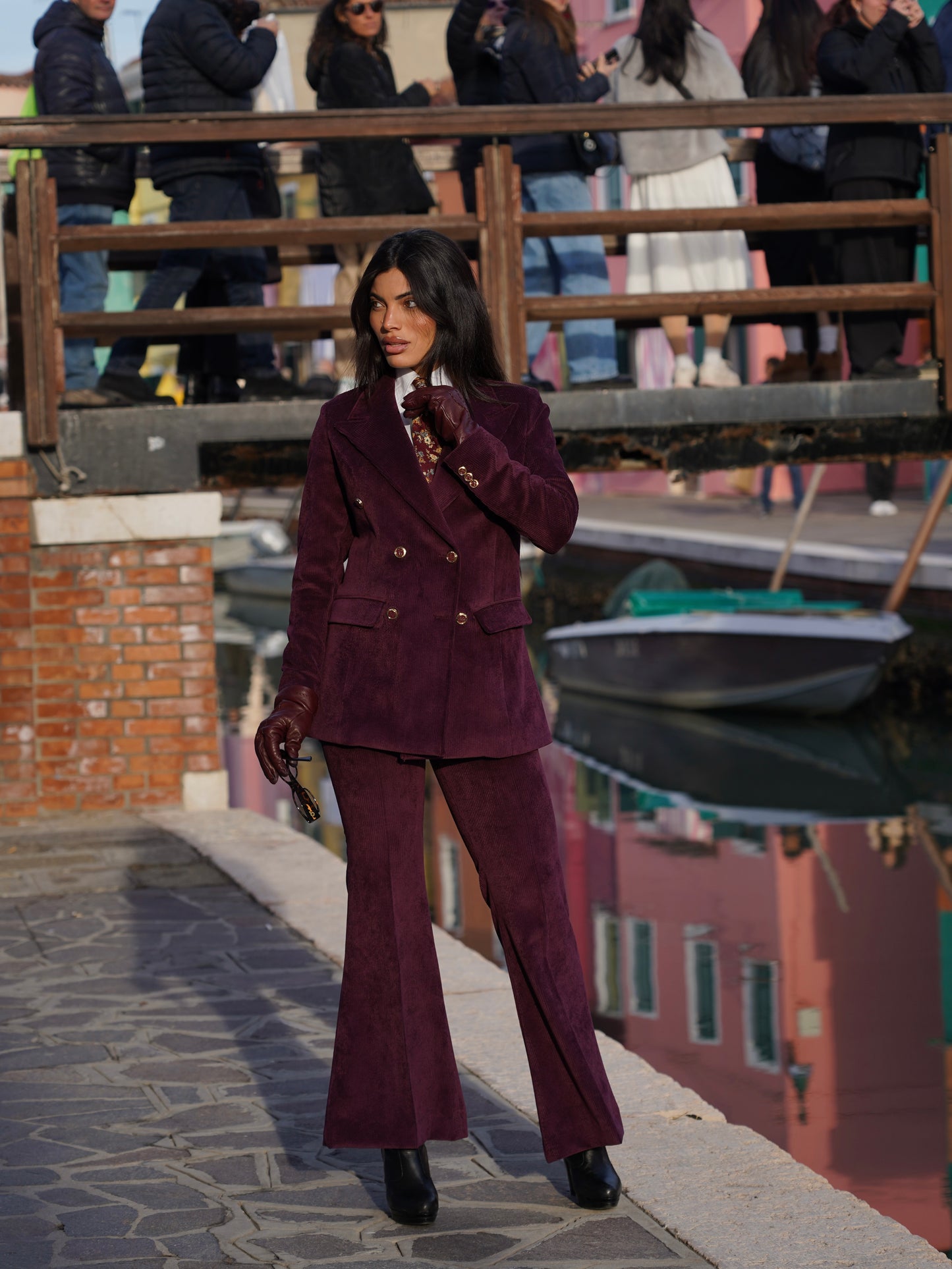 Pantalone a vita alta bordeaux a coste .