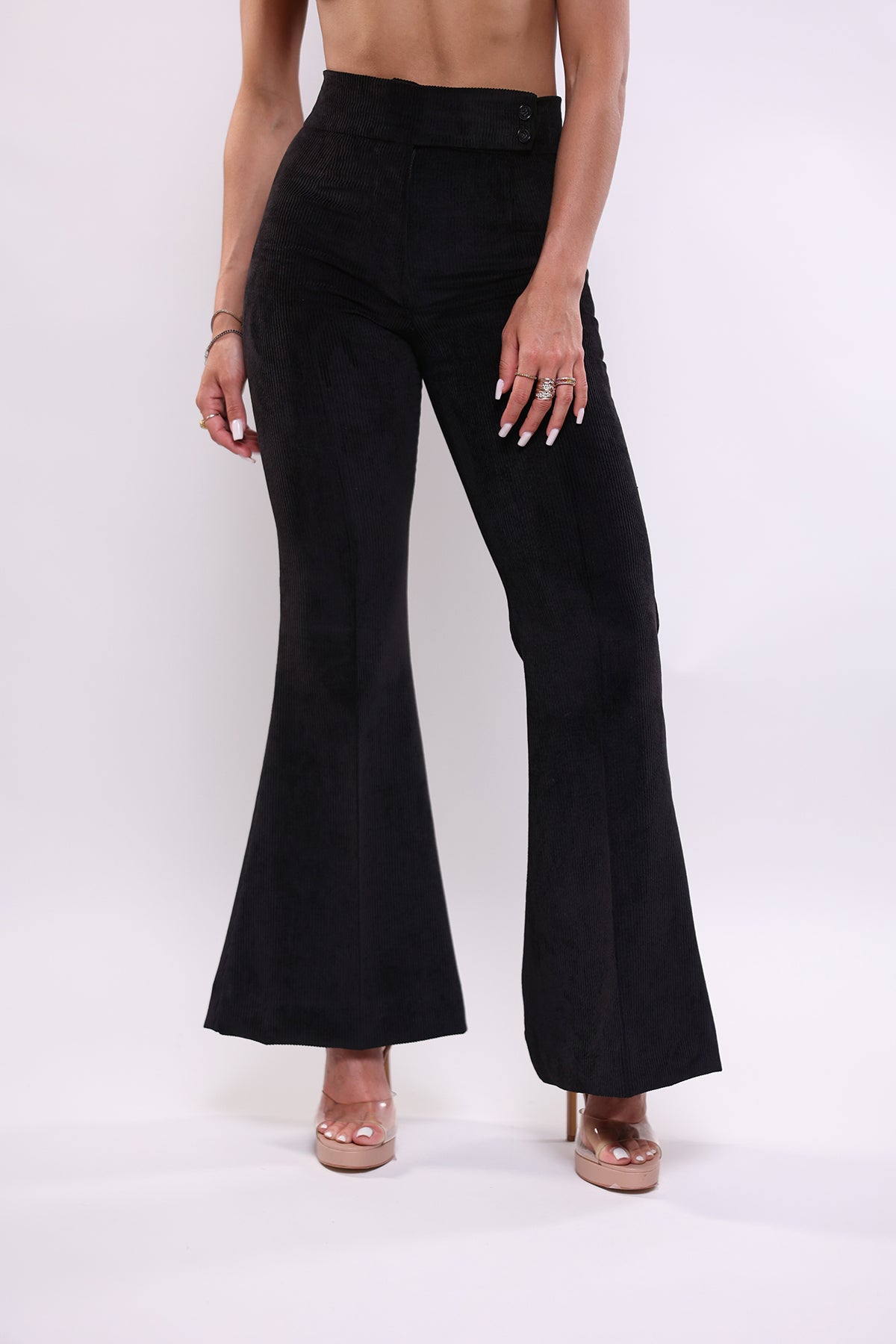 Pantalone velutto nero a coste vita alta