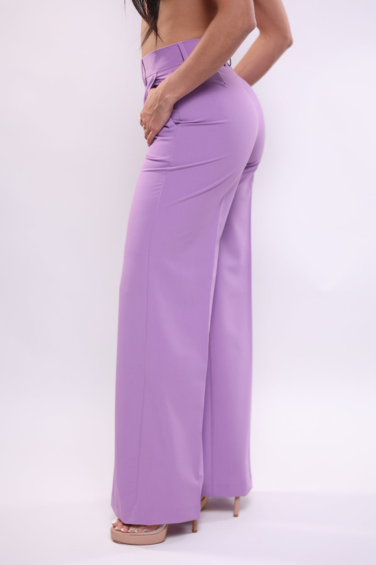 Pantalone a palazzo lilla