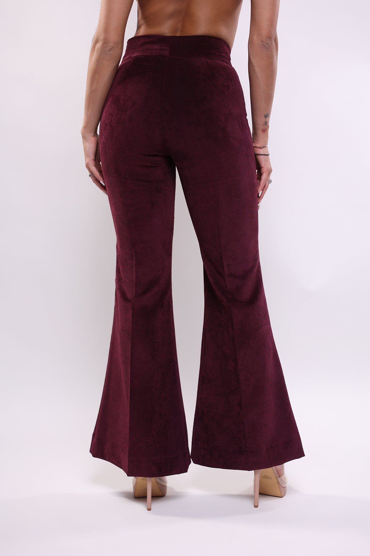 Pantalone a vita alta bordeaux a coste .