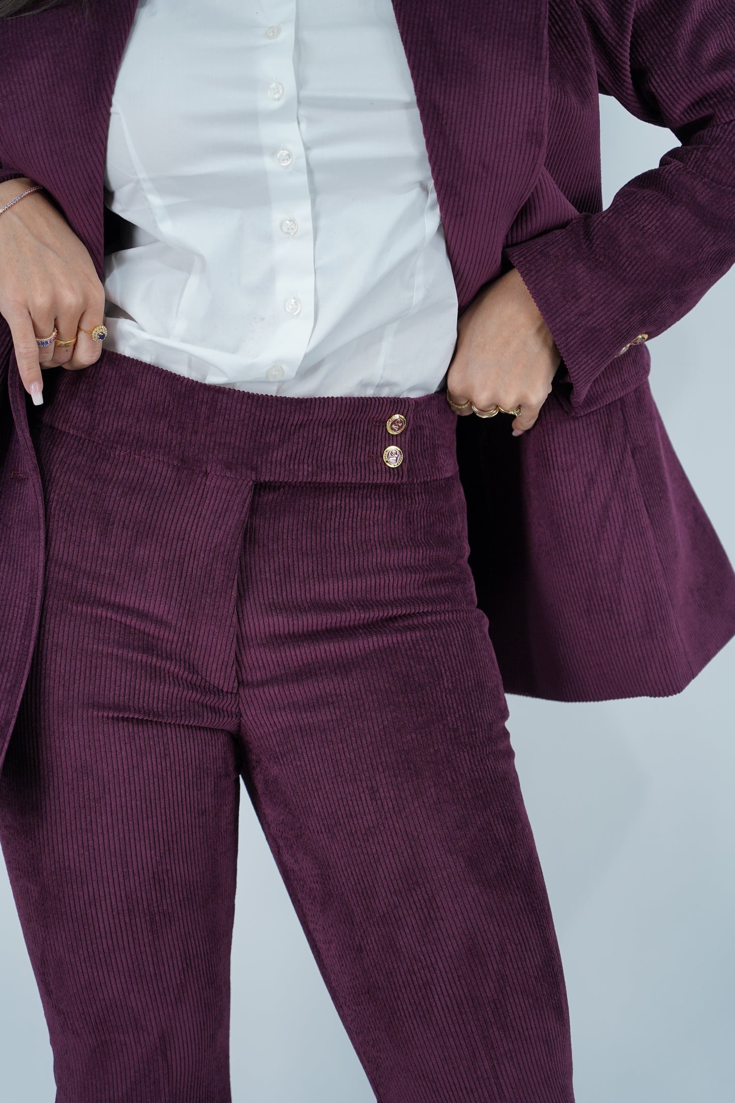 Pantalone a vita alta bordeaux a coste .